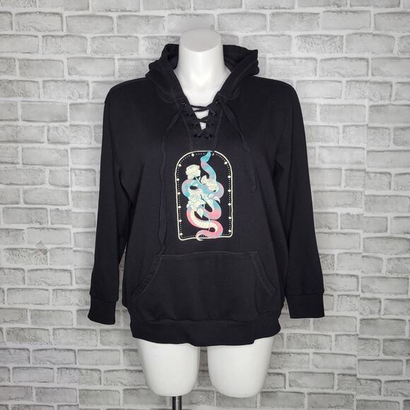 Torrid Lace Up Black Hoodie Cozy Fleece Snake Rose, size 2 - Picture 1 of 8